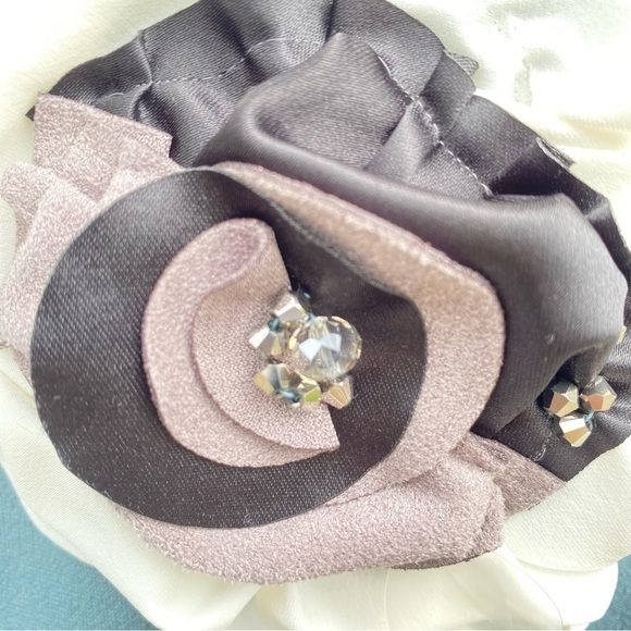 Anthropologie Mignon Doo Sleeveless Top with Flower Embellishment NWT Size M - Picture 4 of 11